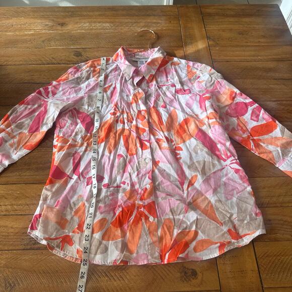 Cathy Daniel’s linen been button down floral top size large - Picture 2 of 5